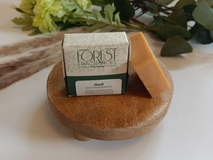 Forest Fragrances - Natuurlijke Haarverzorging - Solid Conditioner - Gember Vanille - Skadi Verpakking