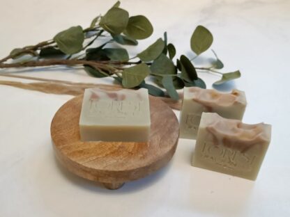 forest fragrances - zeep - natuurlijke zeep - zeep met de etherische olie van lavendel patchouli en sinaasappel