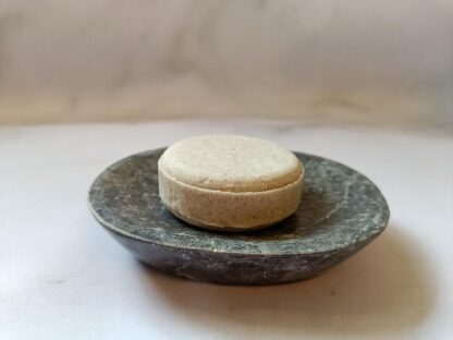 forest fragrances - duurzame haarproducten - solid shampoo bar - rozemarijn shampoo met teatree