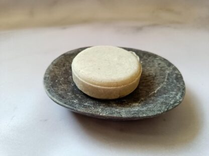 forest fragrances - duurzame haarproducten - solid shampoo bar - shampoo bar met cederhout en lavendel